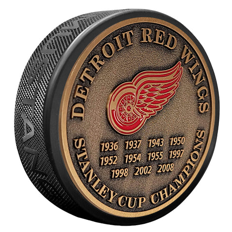 Medallion Puck - Detriot Red Wings Stanley Cup Years Gold